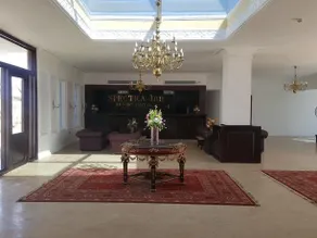 Spectra Inn Hotel - Image 3