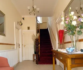 Sunholme Guest House - Image 3