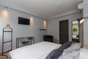 B&B Vibe - Image 5