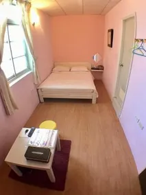 Love Hostel - Image 3