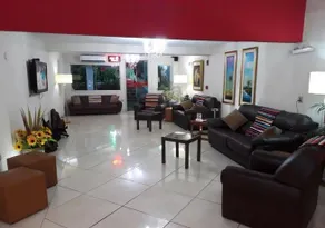 Hotel del Sur - Image 4