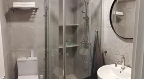 Exclusive 3 Bedroom Beach Apartment - Image 3
