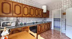 Chalet acogedor con piscina muy cerca de Granada - Image 2