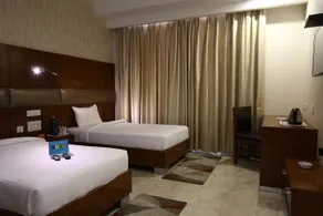 FabHotel Chandigarh Airport - Image 5