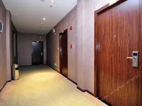SENYI HOTEL (KUNMING GOLDEN HORSE AND JADE ROOSTER) - Image 2