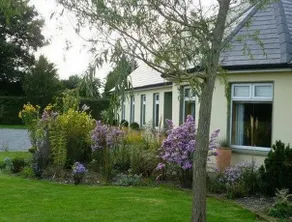 EAGLEHILL FARMHOUSE B&B - Image 2