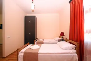 Aurora Hotel & Hostel - Image 4