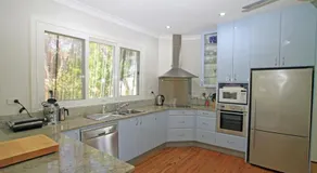 Pope's Beach House Getaway - Image 3
