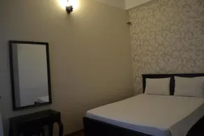 White Lion 2 Hotel - Image 4