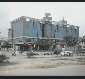 Landmark By Sky Stays Hotel - Image 2