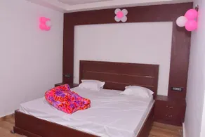 Hotel Royal Inn - Image 4