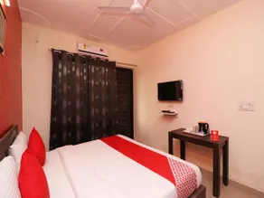 Live Inn By OYO Rooms - Image 3