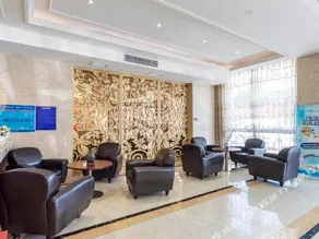Charlotte International Hotel Shanghai Disneyland - Image 2