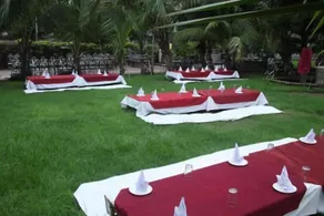 Hotel Krishna Park - Image 2