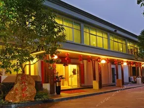 Yoland Hotel - Image 2
