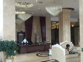 New Huatian Hotel - Image 4