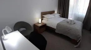 Revolution Apartment - Image 4