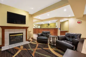 Ramada Limited Redding - Image 4