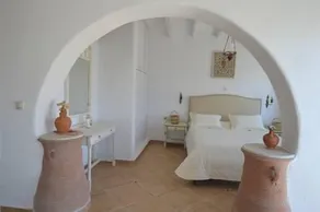 Bianca Suite & Home - Image 4