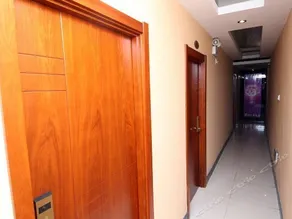 Fengqi Fashion Hotel - Image 2