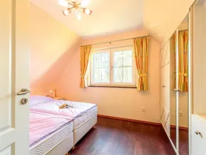 Freistehendes Ferienhaus mit Sauna & Kamin, ruhig gelegen im Grünen - Image 5