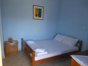 Villa Twins - Image 3