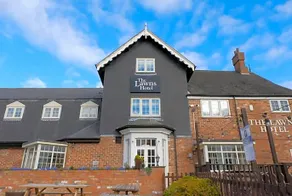 The Lawns Hotel - Image 2