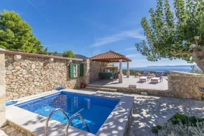 Villa Mate - with pool - Image 1