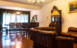 B&B Bhakti - Image 3