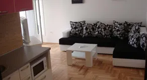 Apartments Tipon - Image 2