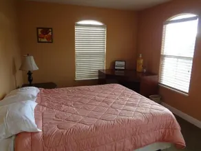 Wine Country Townhouse - Image 3