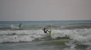 El Gato Rojas Surf Hostel - Image 4
