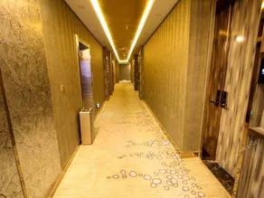 Huating Theme Hotel - Image 4