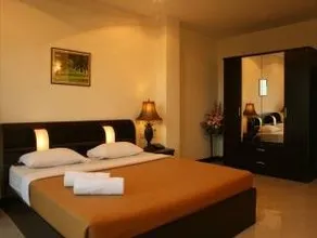 Royal Residence Hotel - Image 4