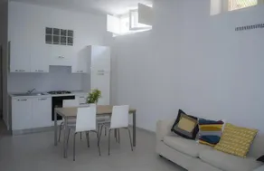 Tony's House - Image 4