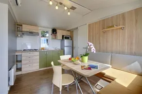 Mobile Homes Lanterna Hotel Porec - Image 3