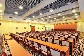 Luanchuan Re-Channel Ferry Lake Hotel - Image 5