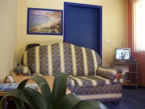 Family Hotel Zelenika - Image 2