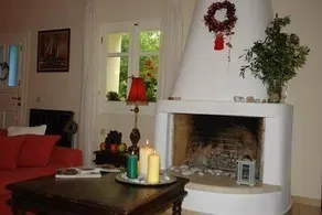 Riza Stone Cottage - Image 3