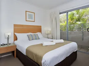 Shoal Bay Beachclub Level 2 Bayside Unit 19 - Image 4