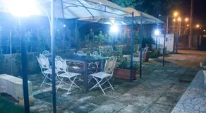 B&B Flora - Image 4