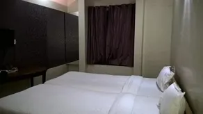 Hotel Suryananda Executive - Image 4