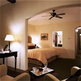 Spanish Garden Inn - Image 3