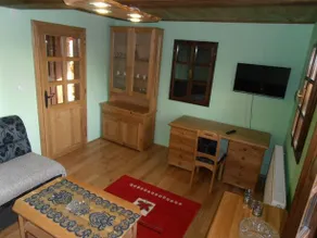 Old Oak House - Image 3