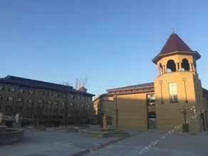 TAIPINGHU HOT SPRING HOTEL - Image 2