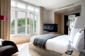 La Reserve Paris - Image 4