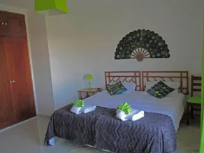 Seaview Guesthouse - Image 3