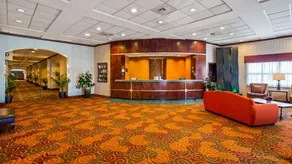 Rock Island Inn & Suites Marshalltown - Image 3