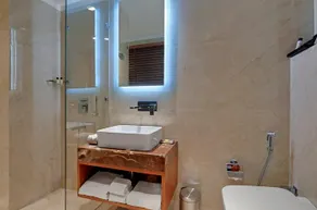 Beacon Hotel Nirman Vihar New Delhi - Image 4