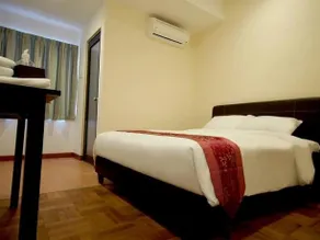 Red Apple Leisure Stay - Image 2